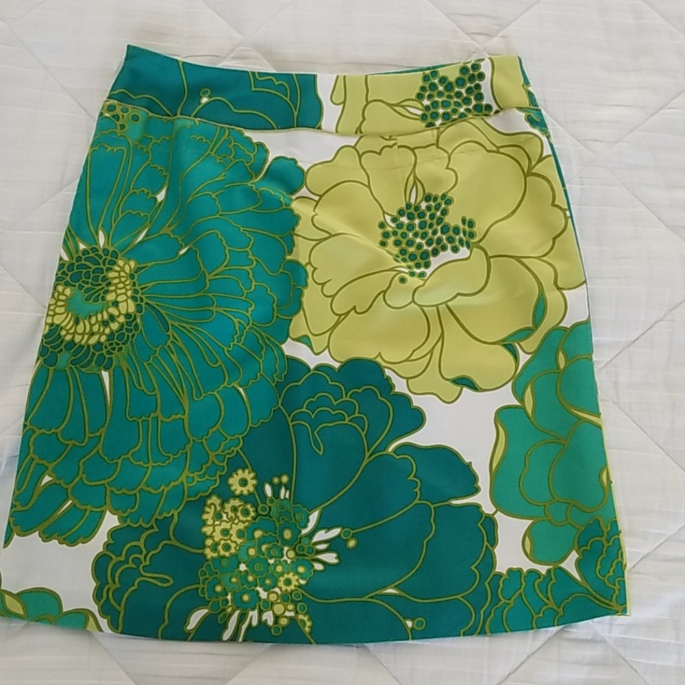 NWT Ann Taylor Floral Green Skirt